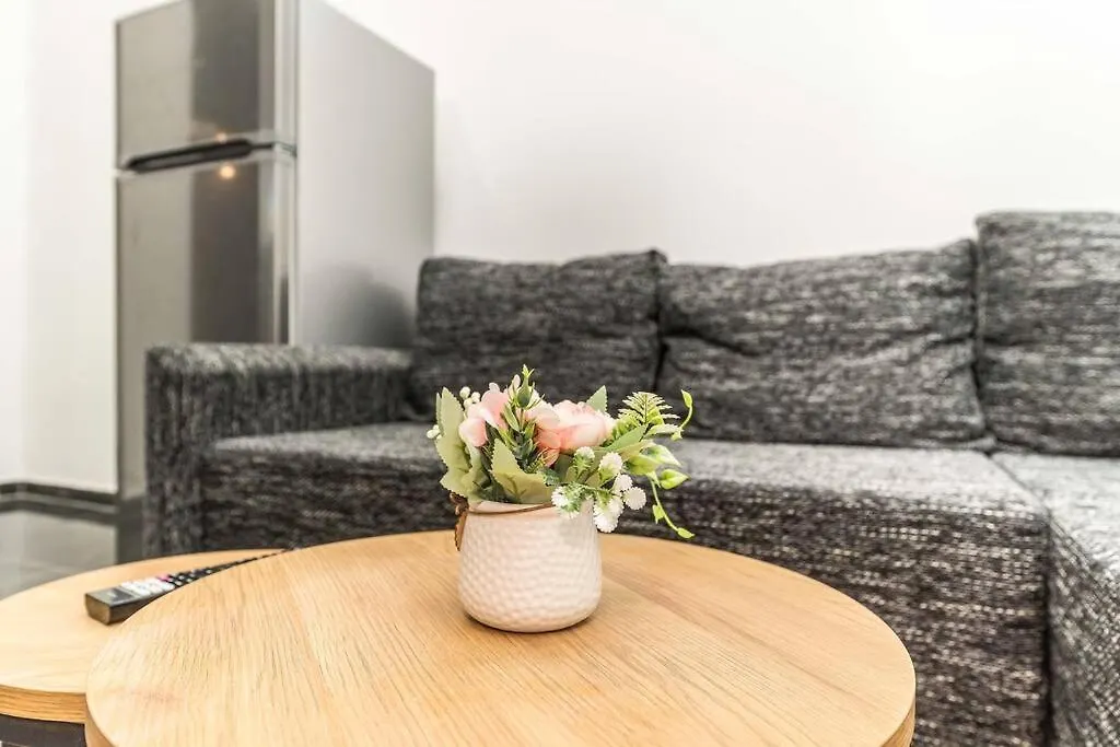 Apartman Zorenija ザダル アパート