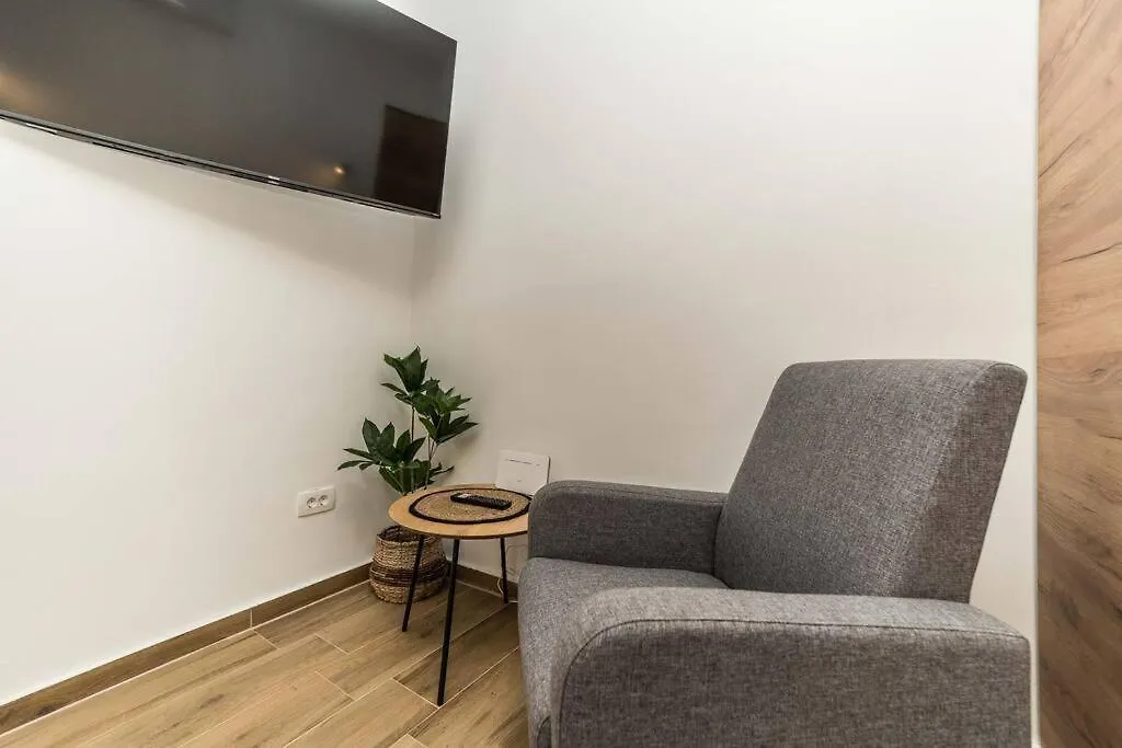 Apartman Zorenija ザダル
